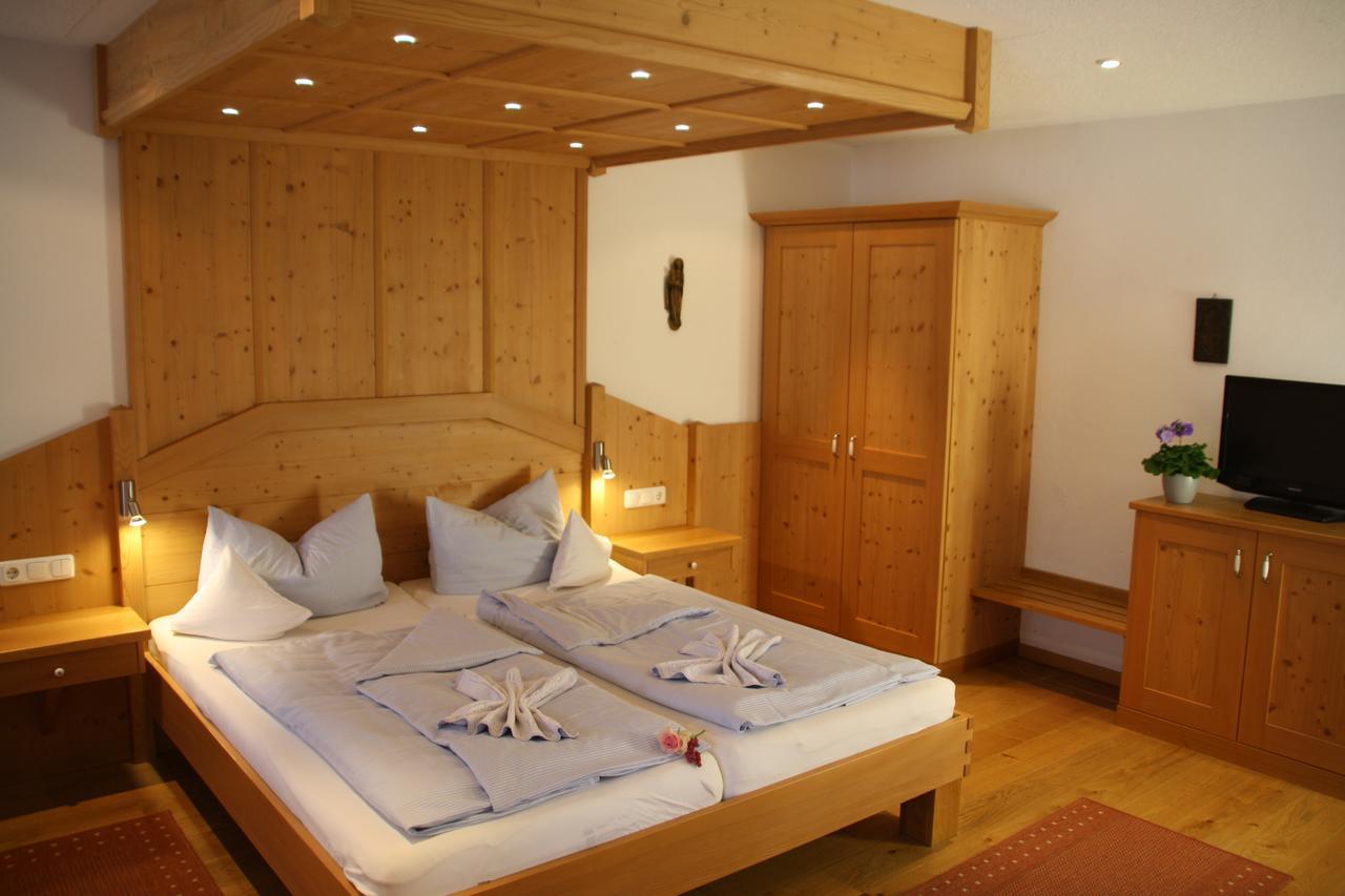 Pension Schusterpeter Бад-Тольц Экстерьер фото
