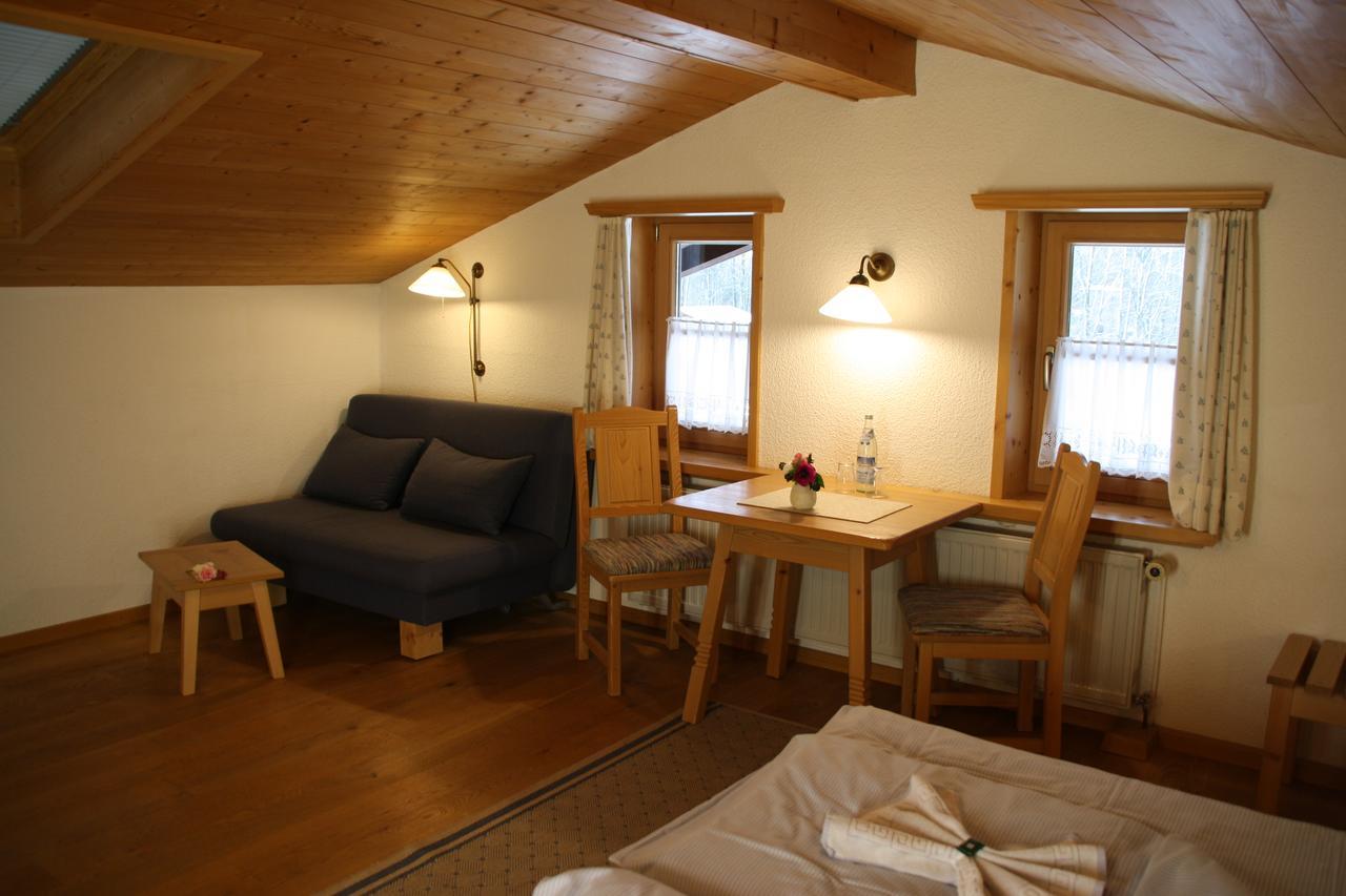 Pension Schusterpeter Бад-Тольц Экстерьер фото